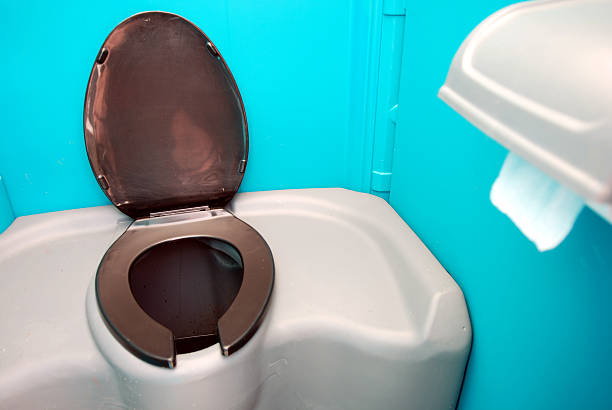 Best Best portable toilet rental  in Shorewood Tower Hills Harbert, MI